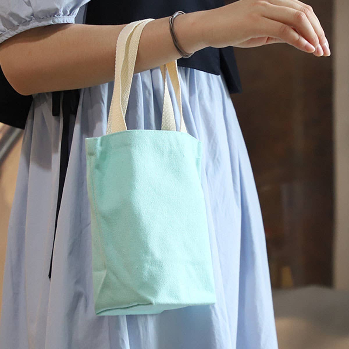 Monochrome simple canvas coffee cloth bag