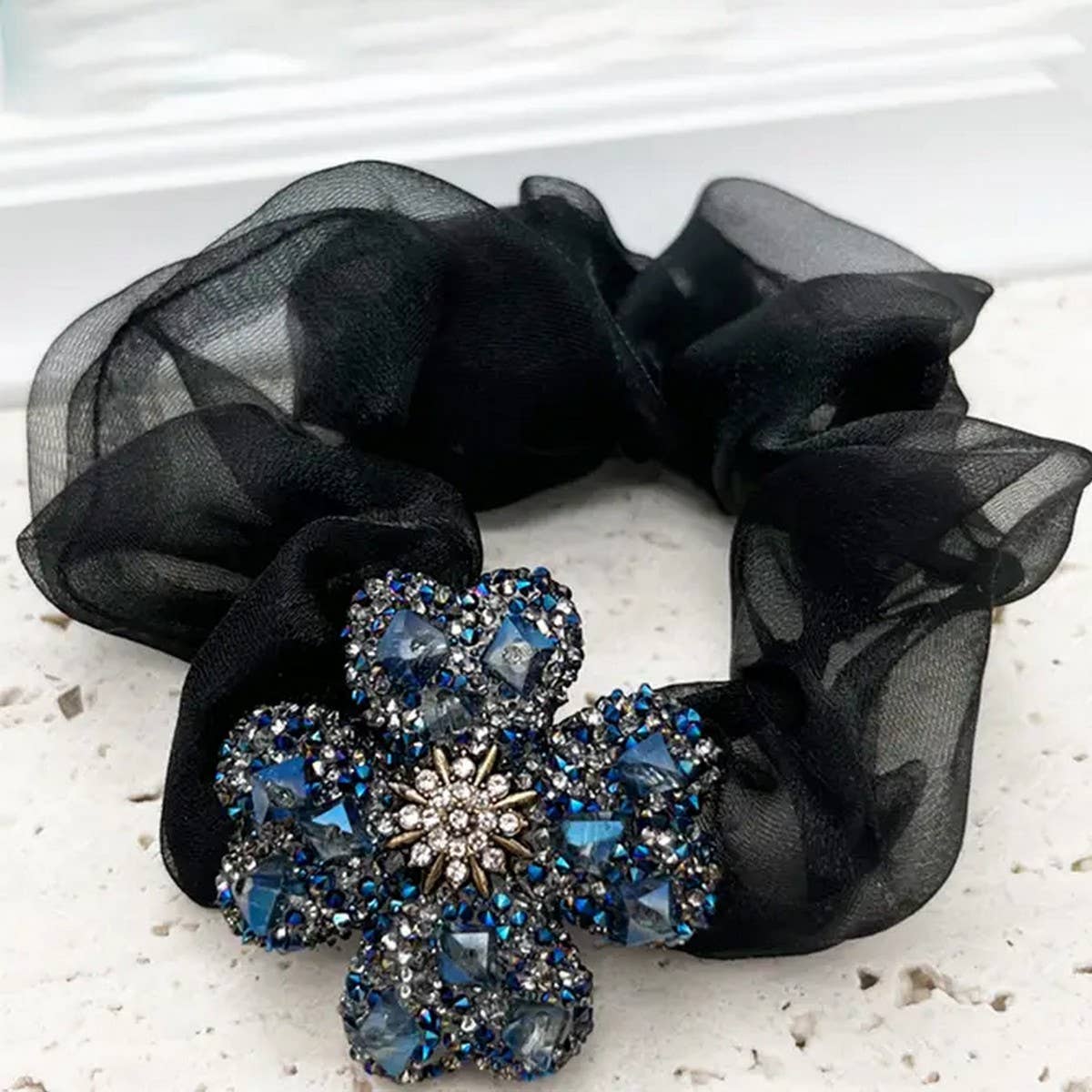 FOUR LEAF CLOVER FLASH DRILL DECOR TONE SCRUNCHIE_CWAHA0168