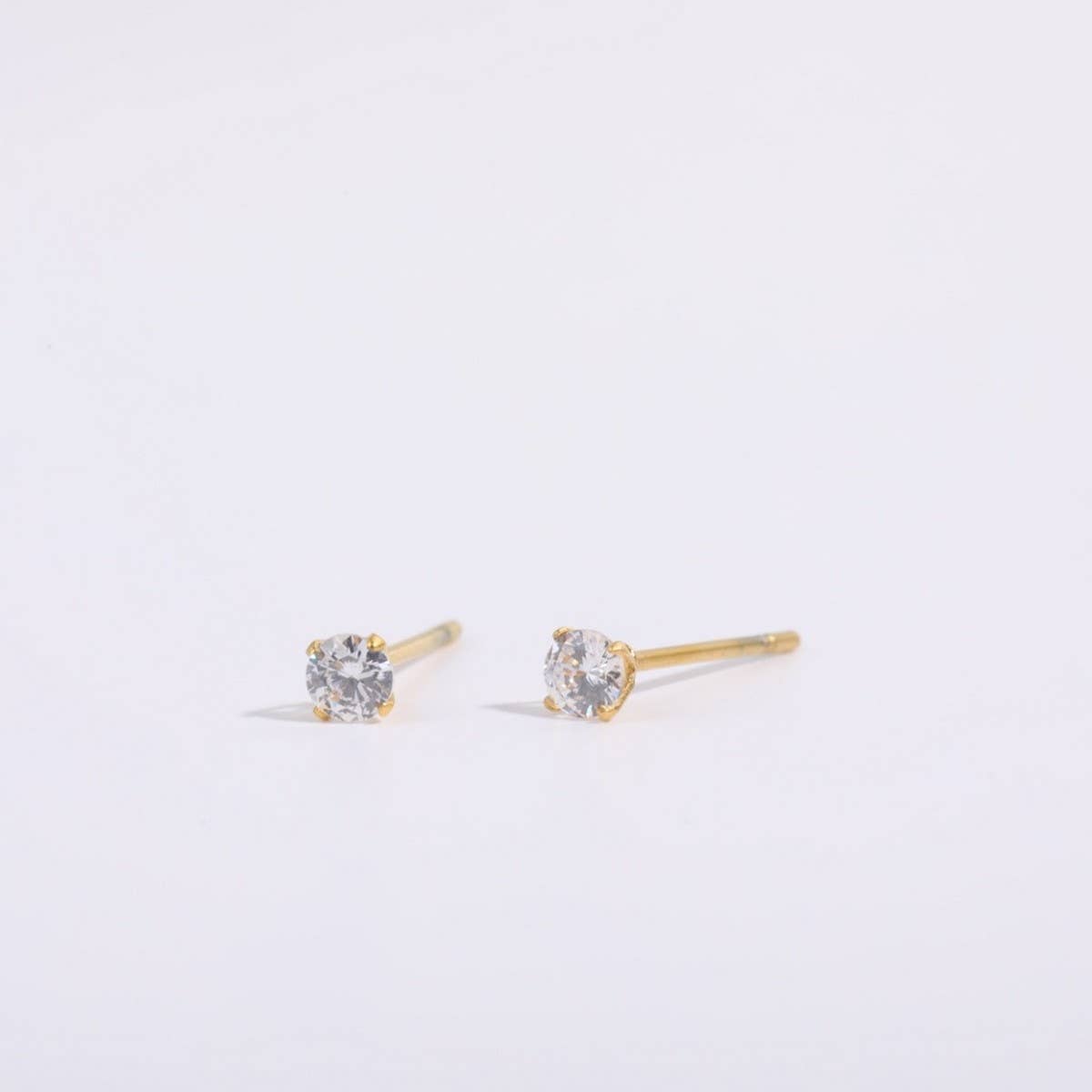December Birthstone Stud Earrings 18K Zircon