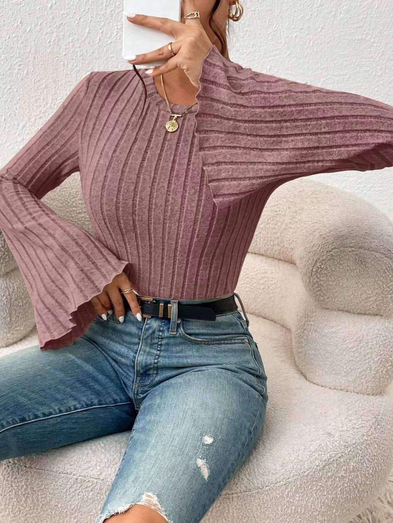 SHORT FLARED SLEEVE CREW NECK SLIM-FIT T-SHIRT