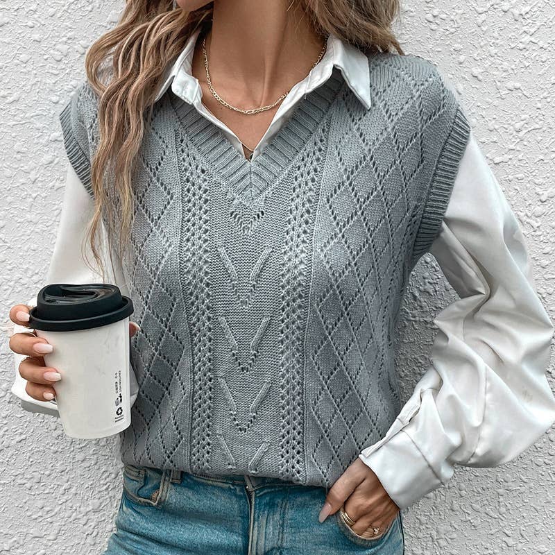 Twisted V-neck pullover knitted vest