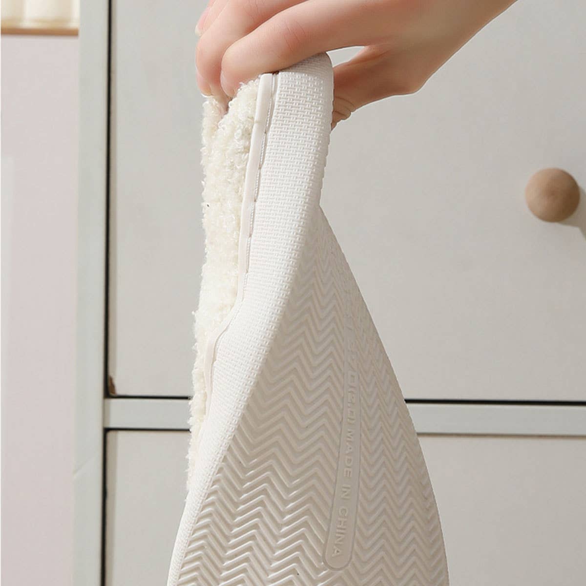 CUTE SEVEN SMILING FACE FUZZY SLIPPERS WOMEN