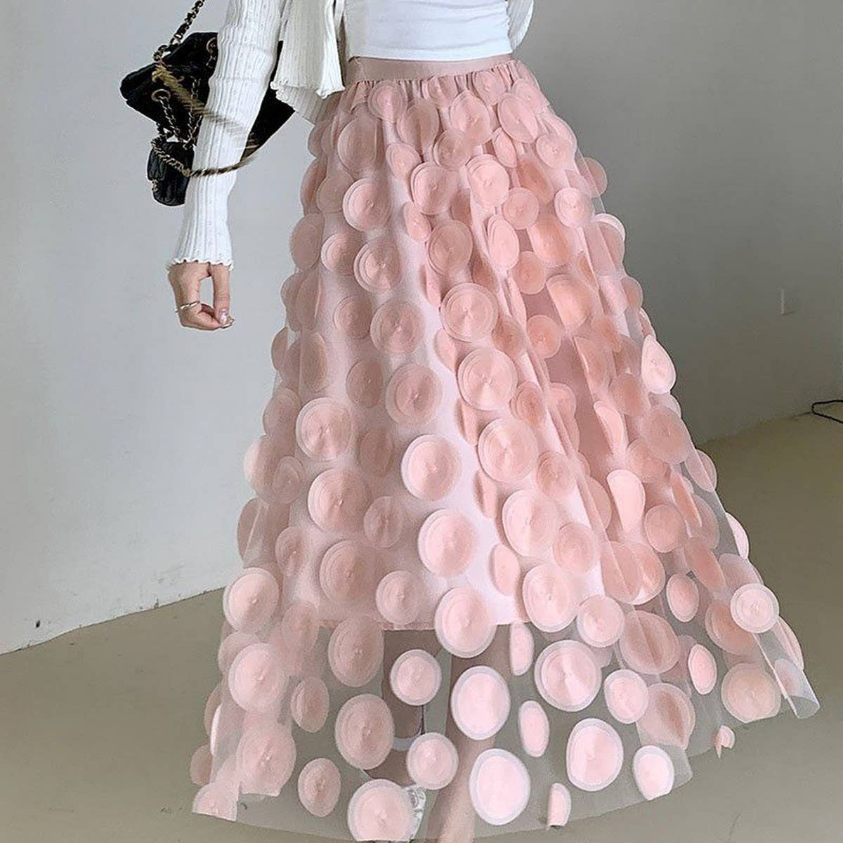 THREE-DIMENSIONAL FLORAL TULLE MESH SKIRT