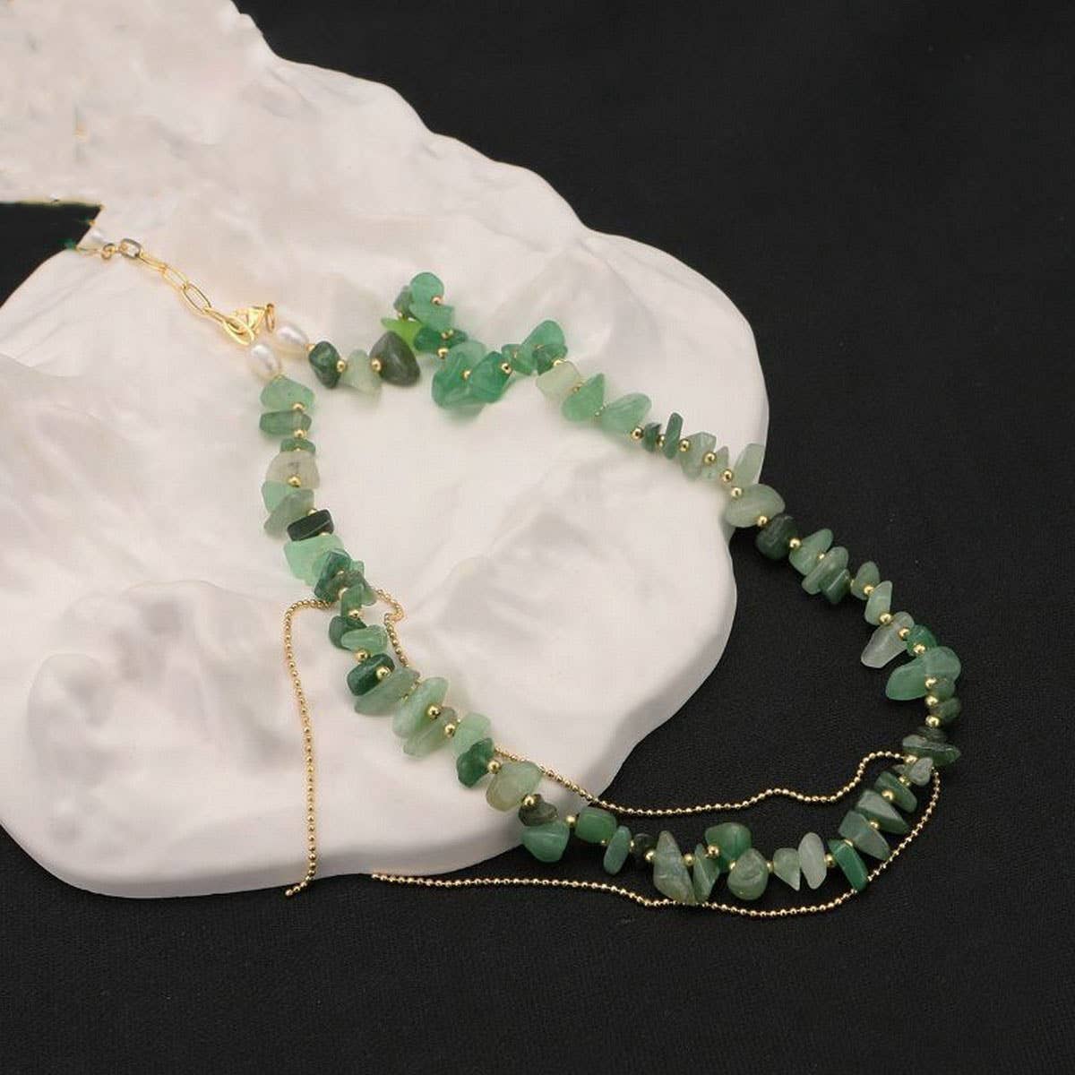 HIGH-END BUTTERFLY TEMPERAMENT PEARL NECKLACE