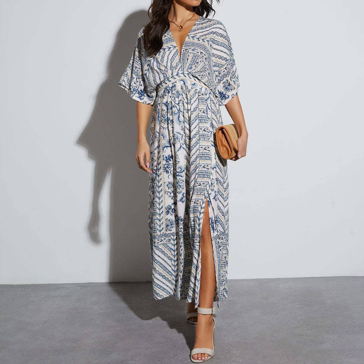 Printed short sleeve printed V-neck long  dress