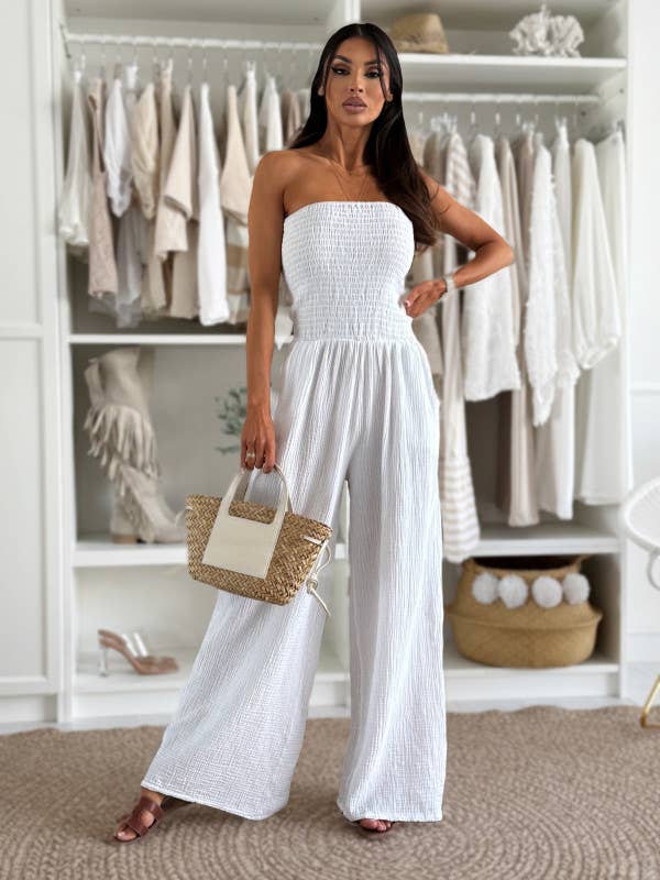 Solid color one-shoulder cinched-waist jumpsuit