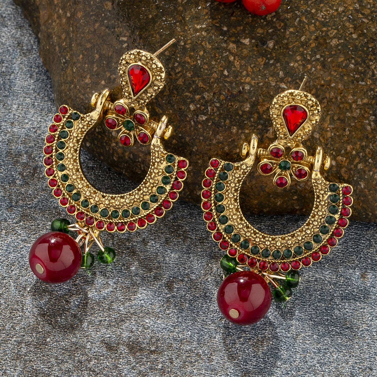 VINTAGE LARGE BEADS INLAID RHINESTONE EARRINGS