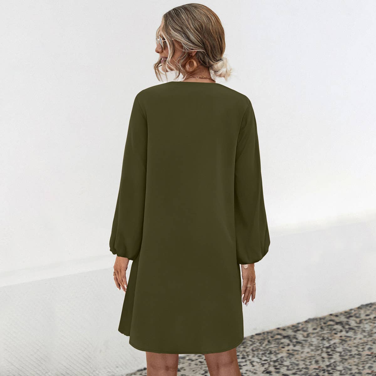 V-NECK SOLID COLOR LANTERN SLEEVE DRESS