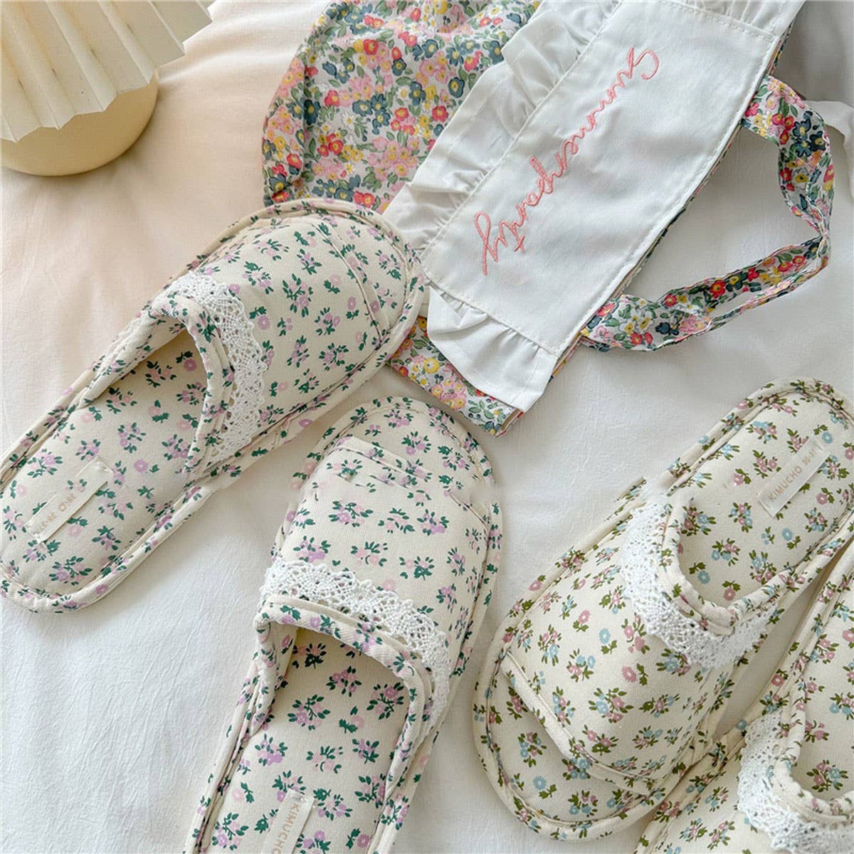 WOMEN'S SMALL FLORAL LACE THICK-SOLED SLIPPERS