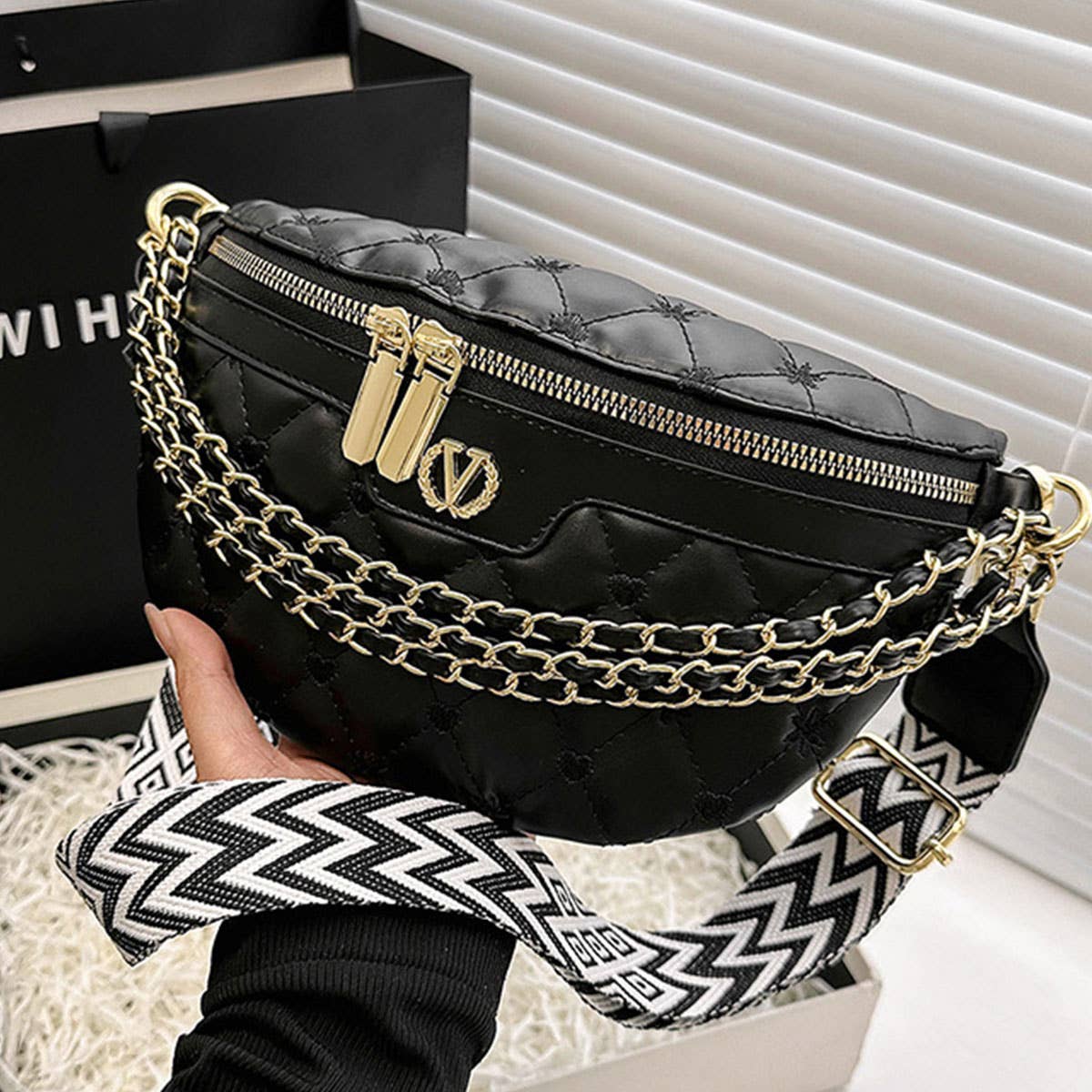 PU TRIPLE CHAIN STRAP BELT BAG,CROSSBODY BAG_CWAB0944