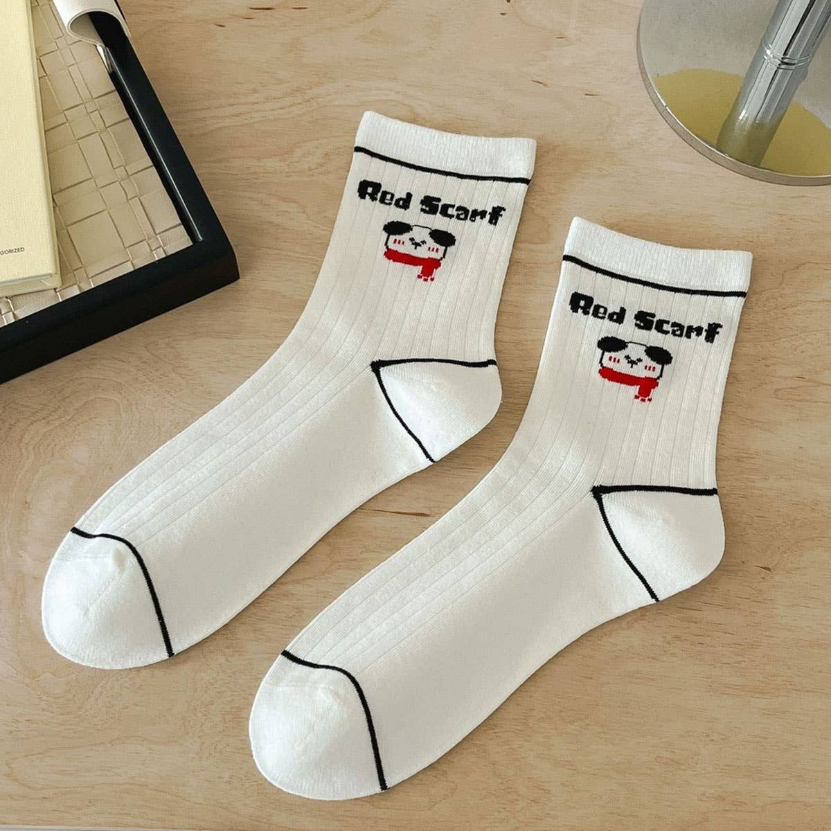 WOMEN'S BONELESS POLKA DOT STRIPED MID-CALF SOCKS