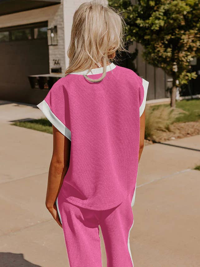 Round neck top straight pants color contrast suit