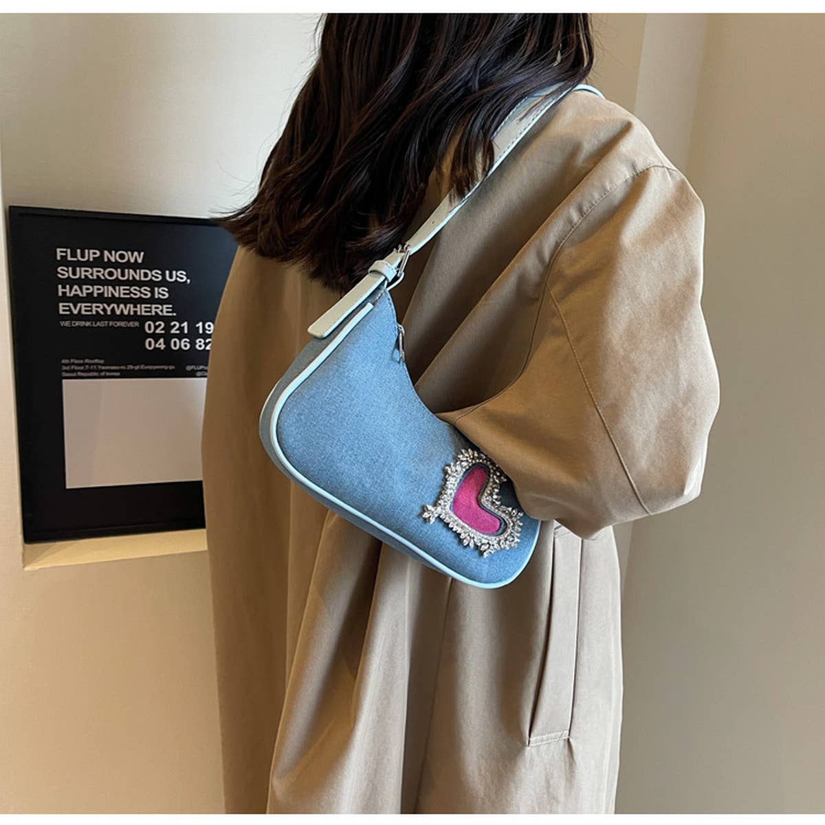 WOMEN HEART RHINESTONE ARMPIT BAG_CWAB1593