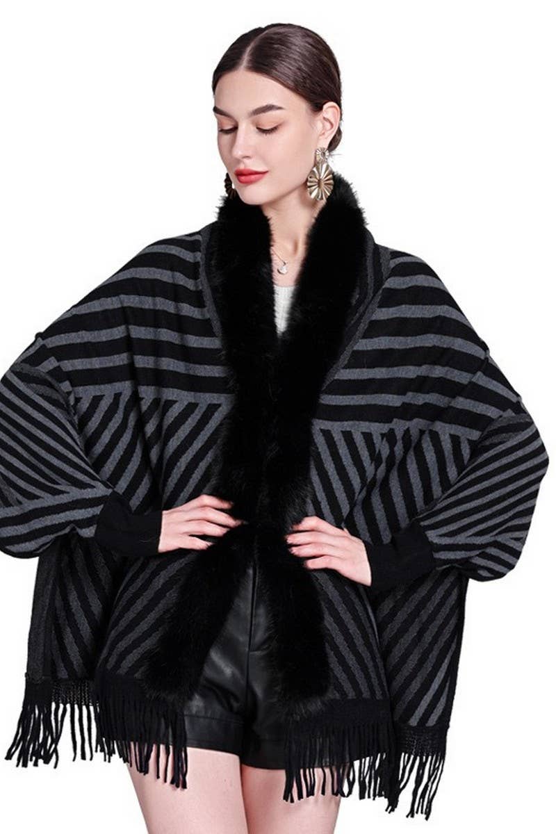 CWOCAL0971_STRIPED FRINGED KNITTED CAPE CARDIGAN