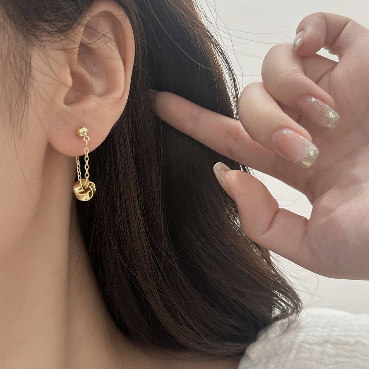 GEOMETRIC SPIRAL TWIST PENDANT TASSEL EARRINGS