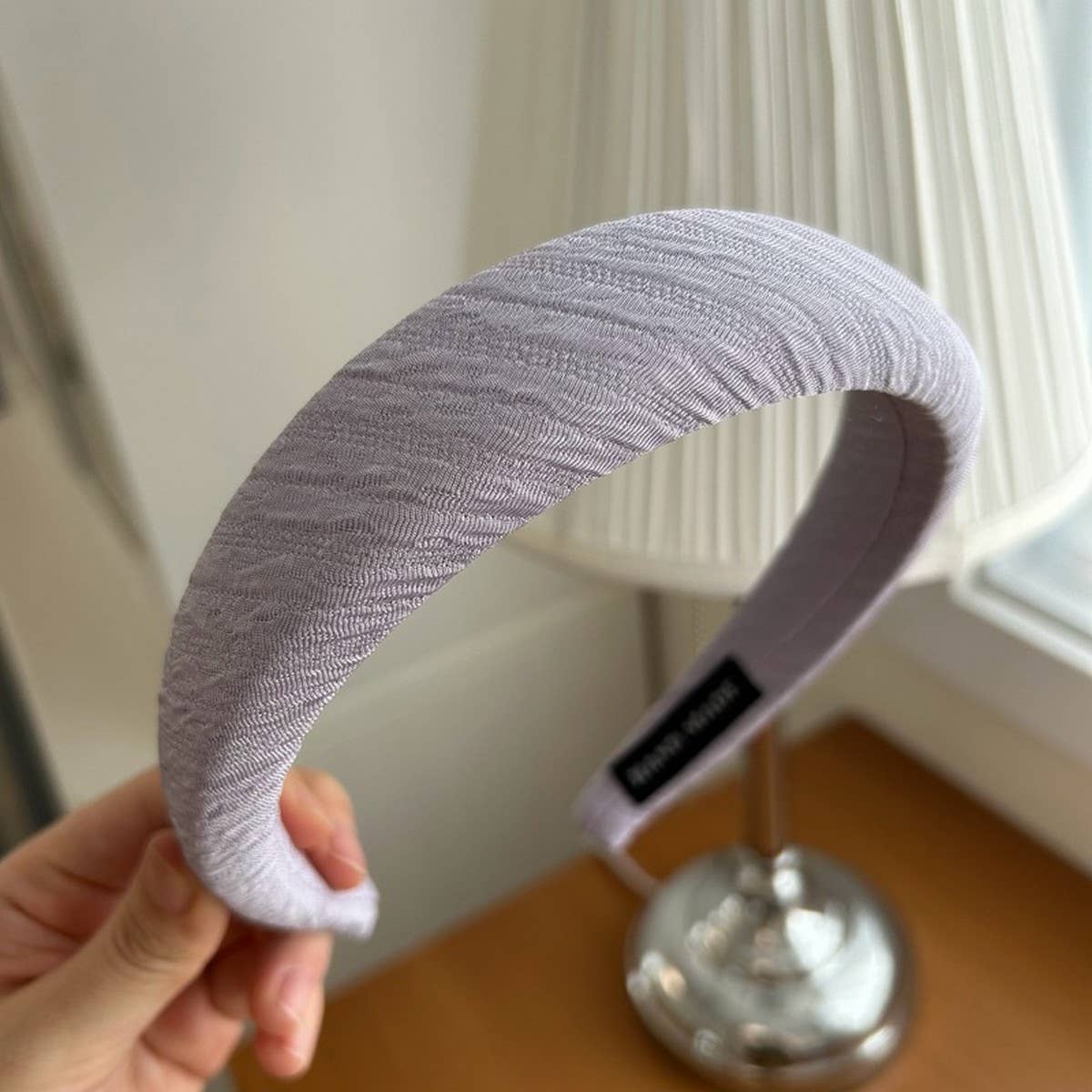 GENTLE PURPLE WIDE-BRIMMED HEADBAND