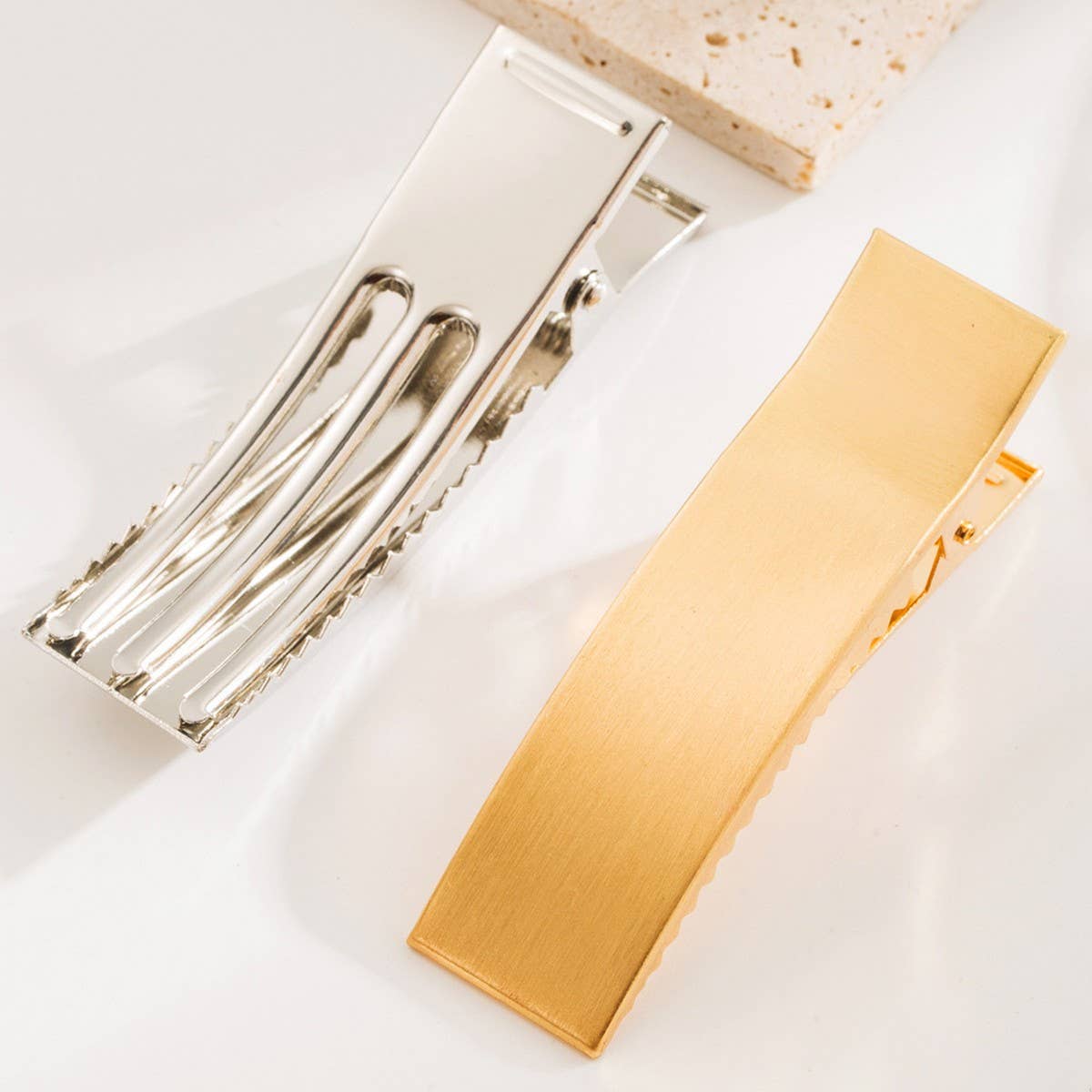 Minimalist Geometric Metal Hair Clip for Women