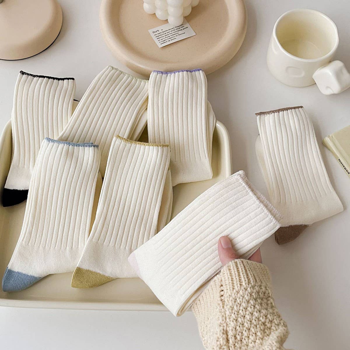 CWMS2507_AUTUMN AND WINTER COLOR MATCHING MID-CALF SOCKS