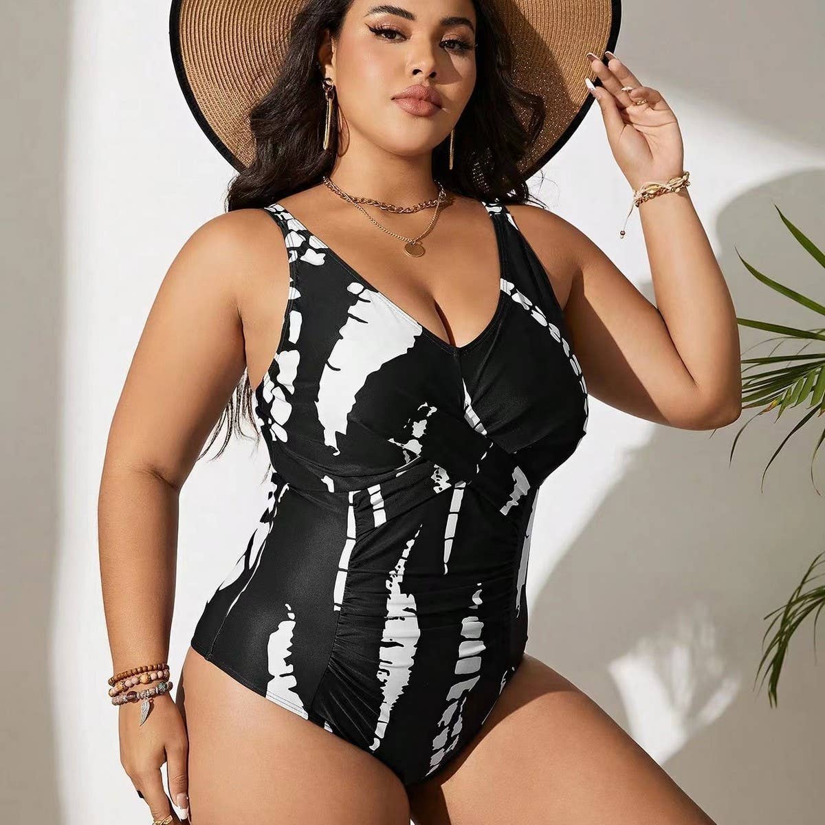 WOMEN'S PLUS SIZE ONE PIECE BIKINI SWIMSUIT