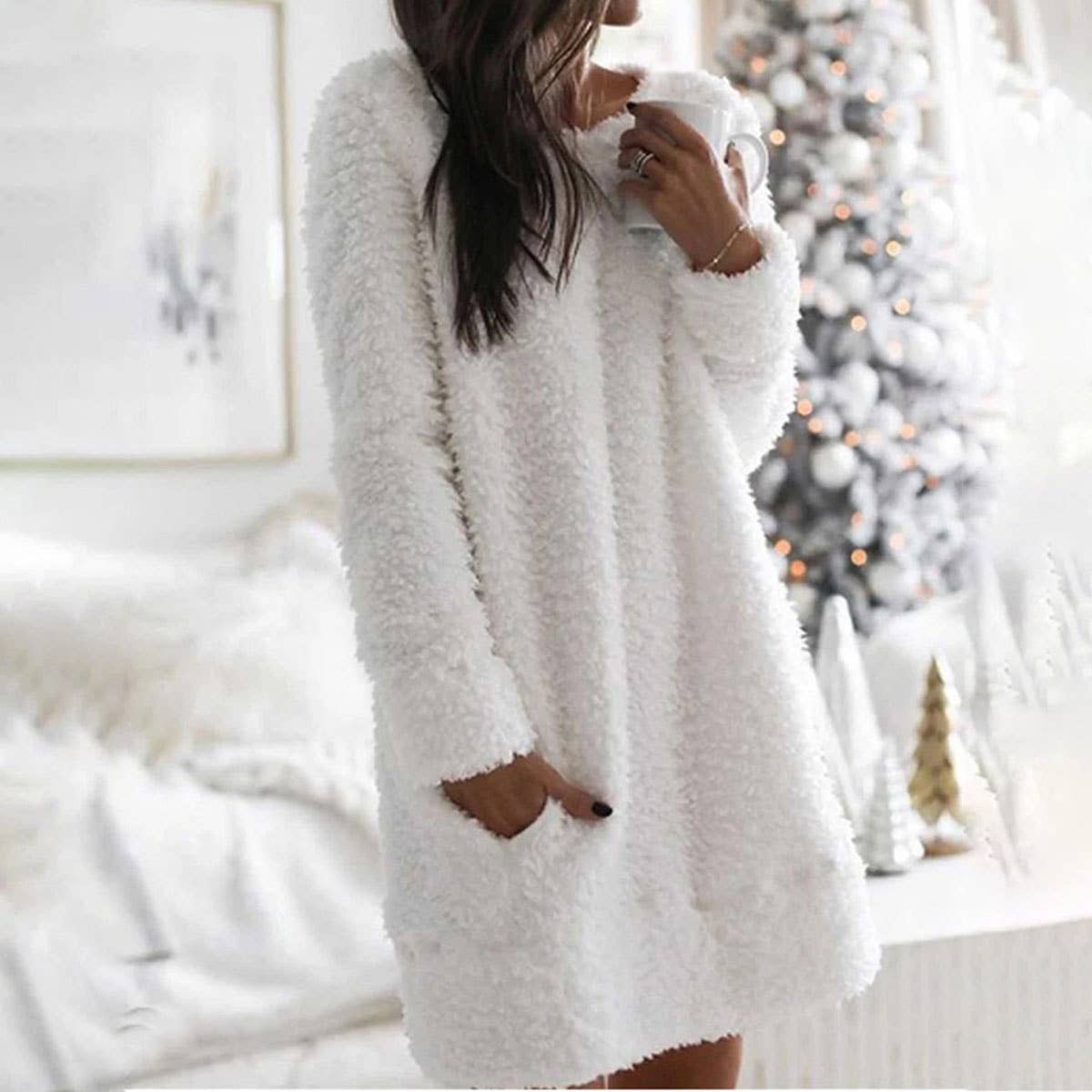 ROUND NECK SIMPLE STRAIGHT LEG PLUSH DRESS