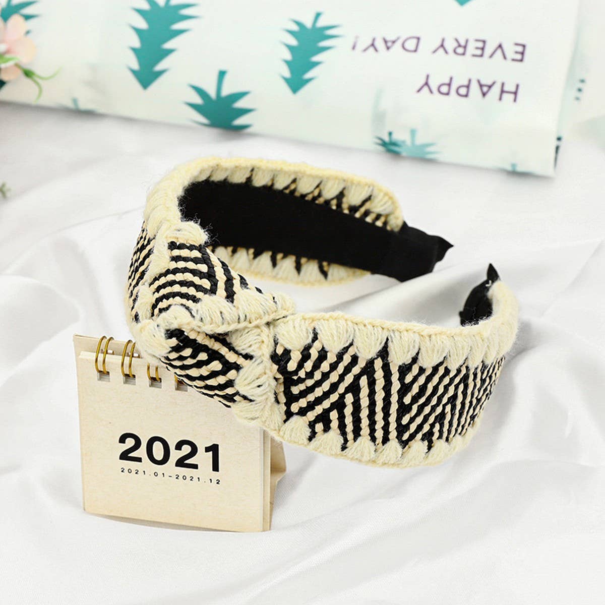 RAFFIA SIMPLE COLOR-BLOCKED KNOTTED HEADBANDS_CWAHA1160