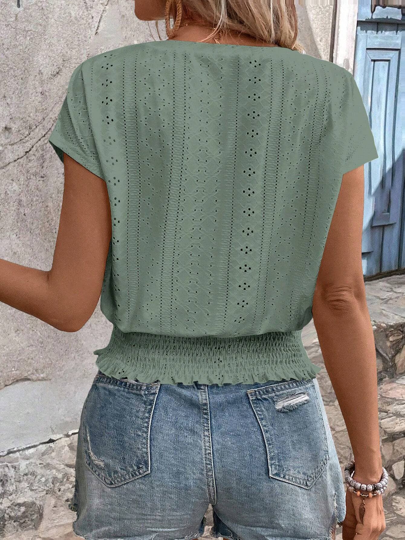 Round neck solid color short sleeve T-shirt