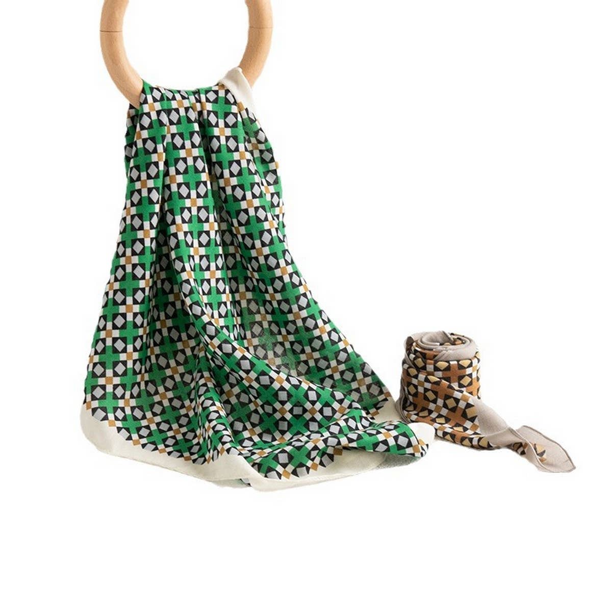 VINTAGE PLAID PRINT SQUARE SCARF