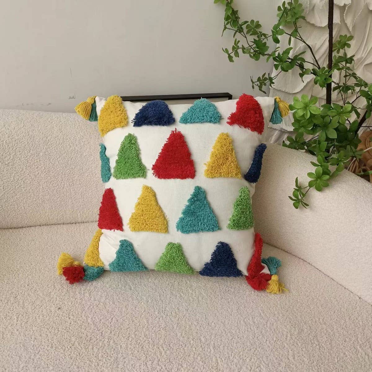 BOHO RAINBOW  TUFTED PILLOW COVER_CWMM0236
