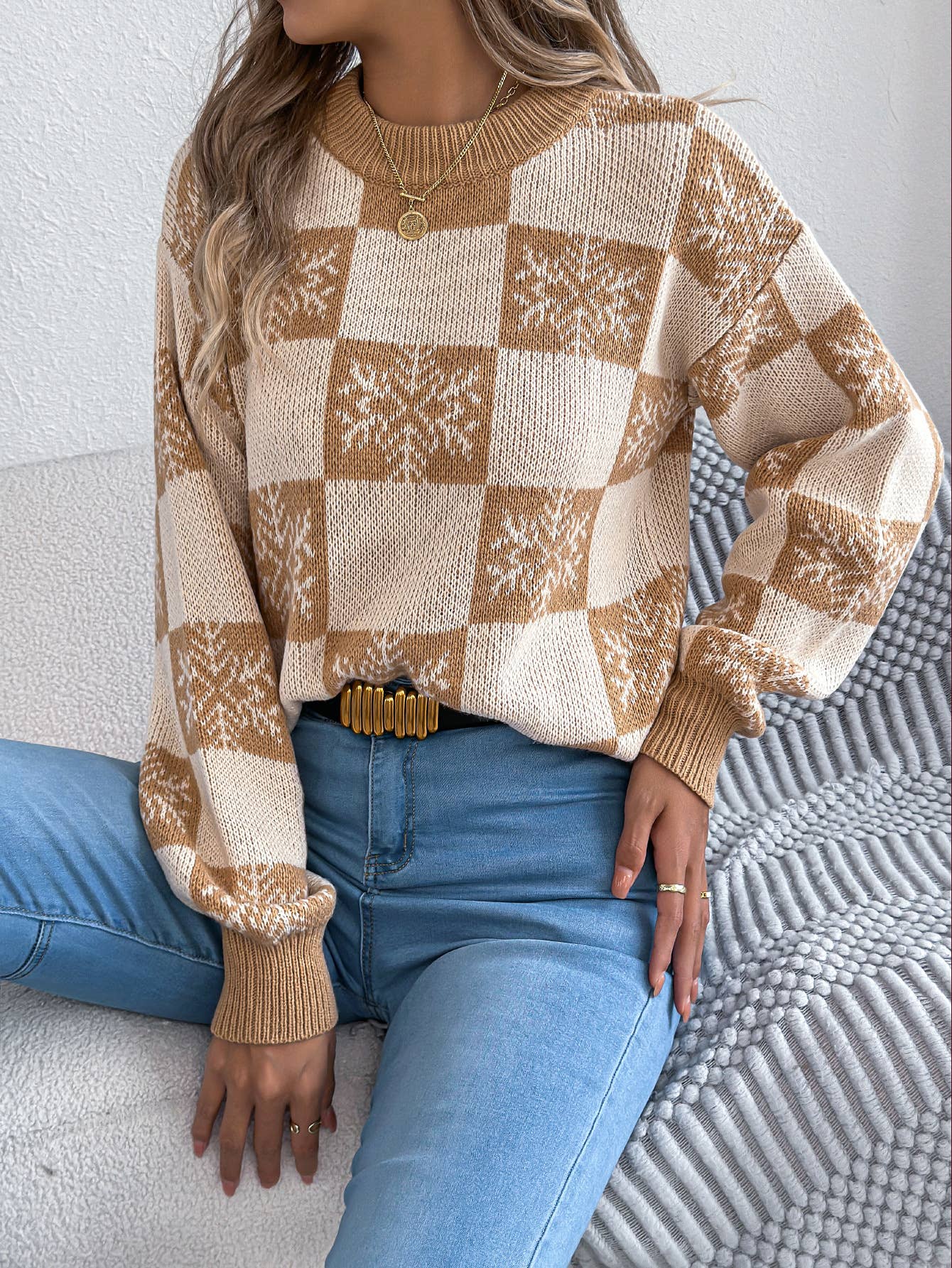 Snowflake checkered lantern long-sleeved sweater