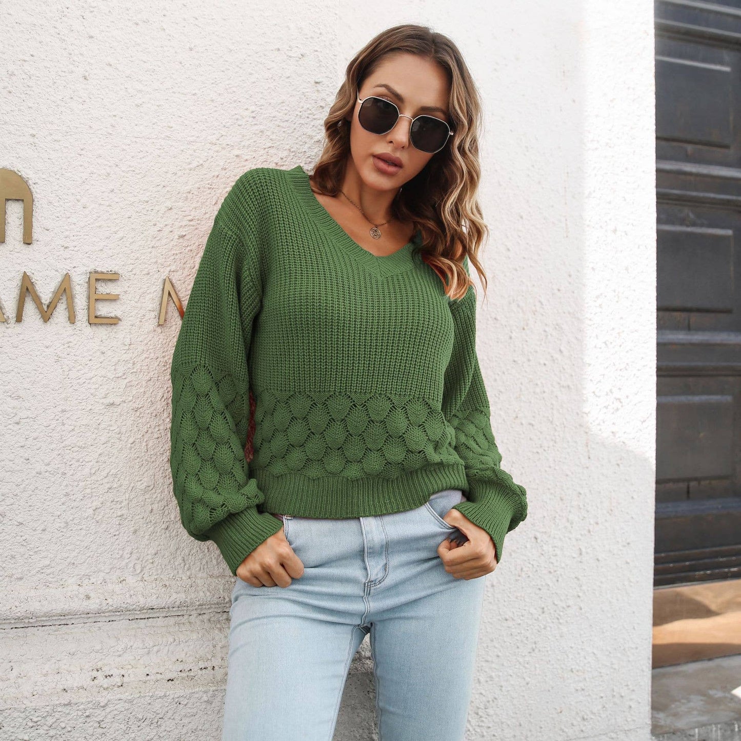 THREE-DIMENSIONAL FEATHER SWEATER KNITWEAR