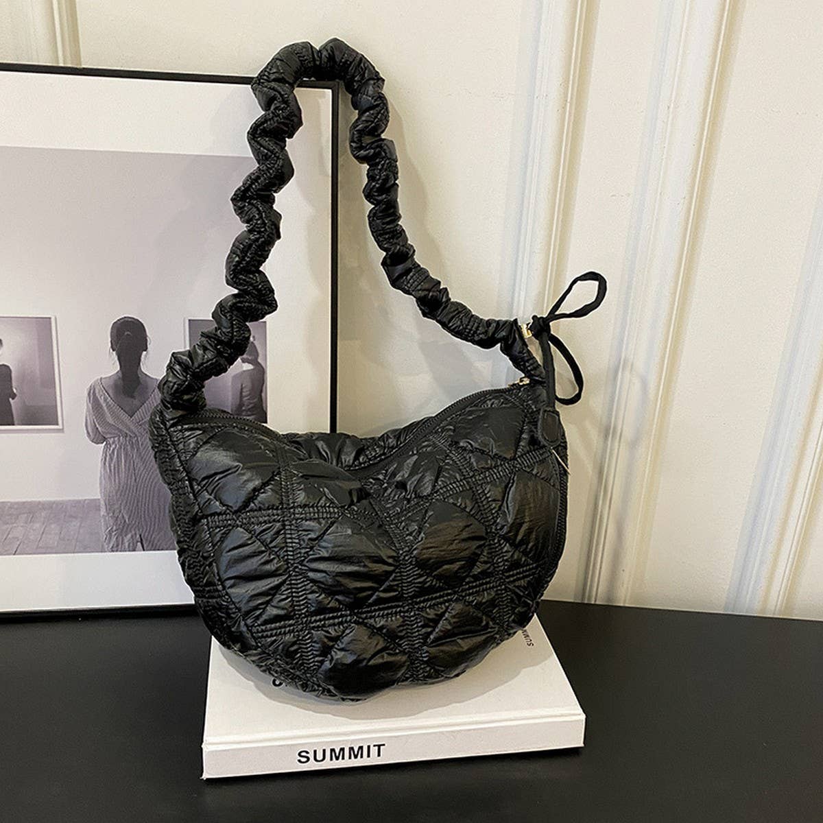 Silver Puffy Cloud Dumpling Shoulder Bag_CUAB00511