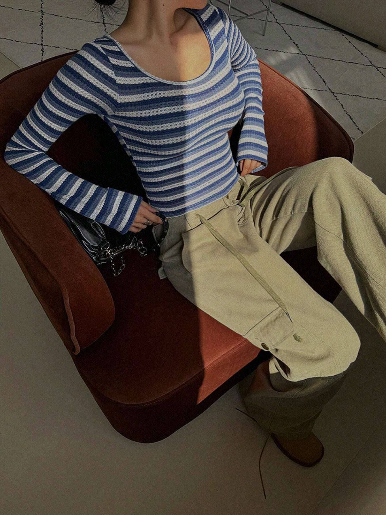SLIP-ON ROUND NECK STRIPED LONG SLEEVE T-SHIRT
