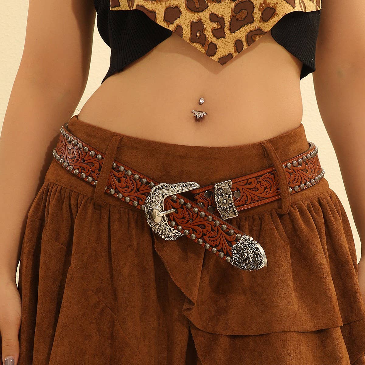 METAL VINTAGE DISTRESSED RIVET EMBOSSED BELT