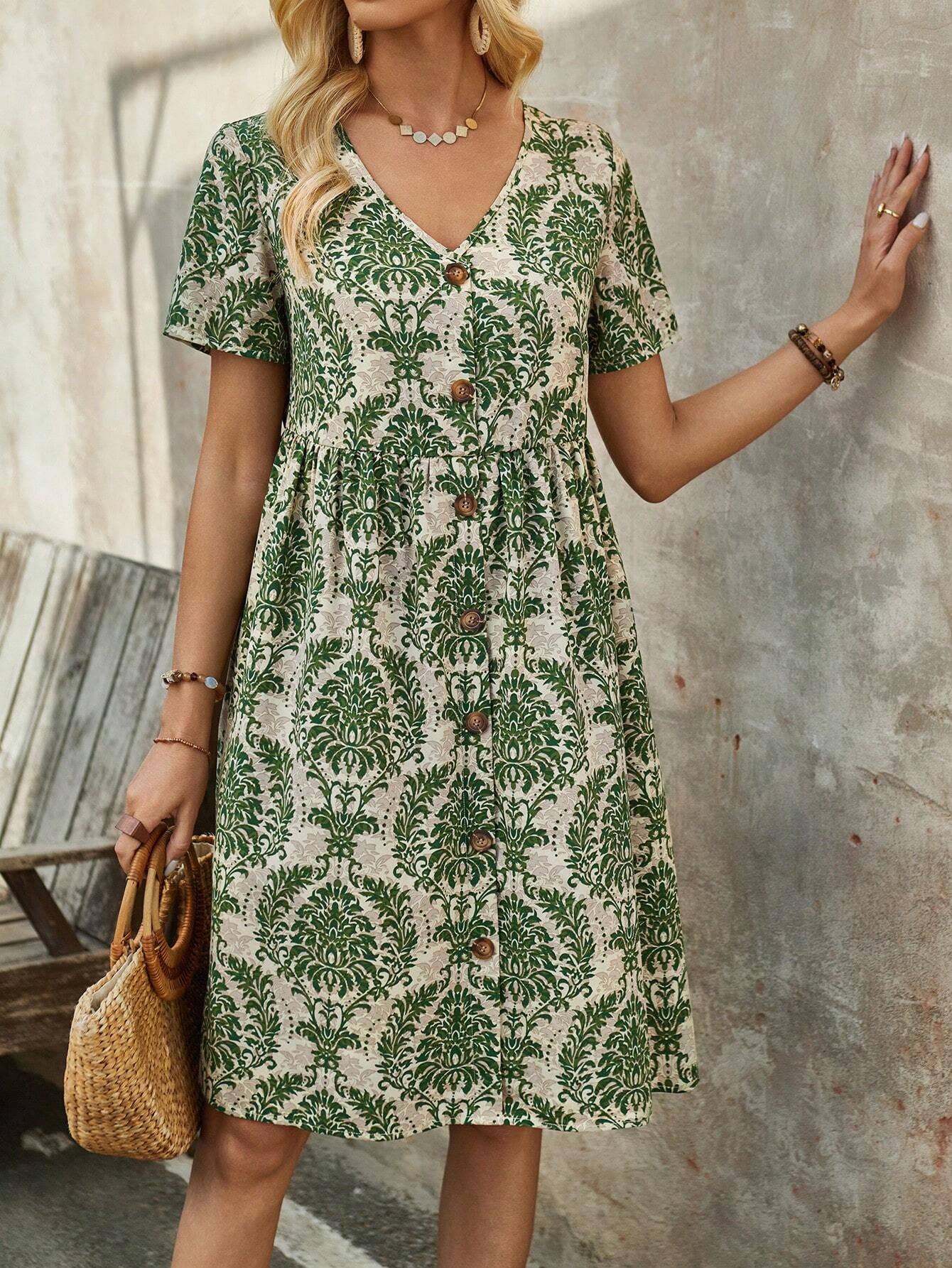 Printed V-neck loose dress