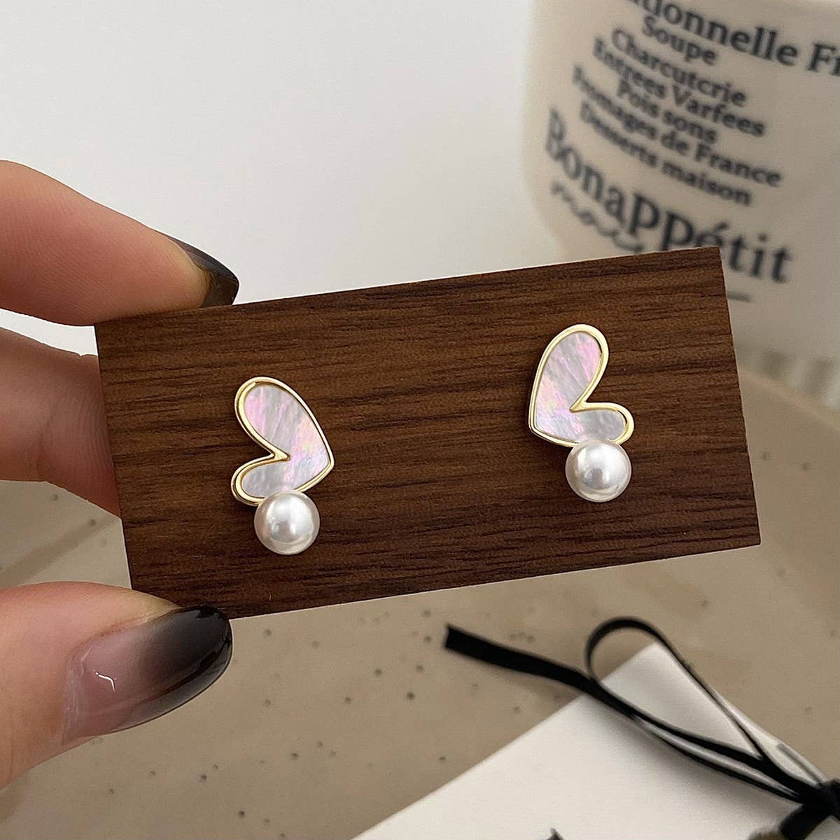 VALENTINE'S DAY SIMPLE HEART SHELL PEARL EARRINGS
