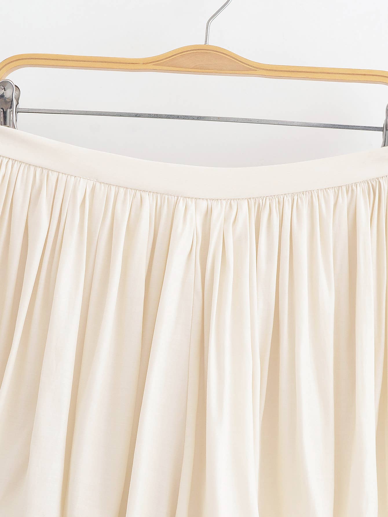 Versatile balloon-shaped flower bud culottes