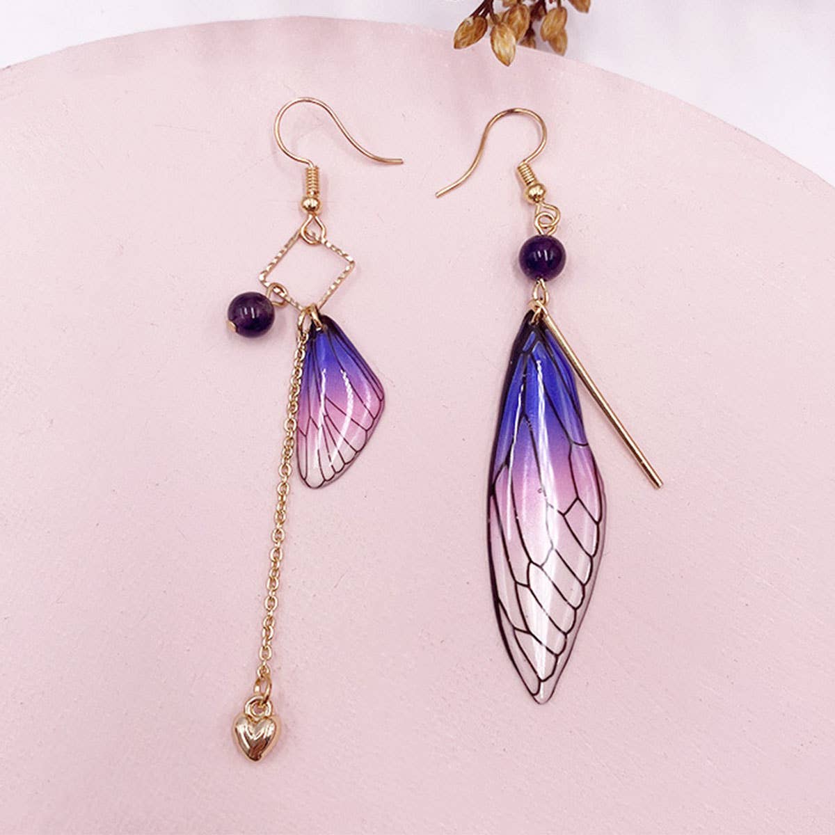 Fashionable imitation cicada wing earrings
