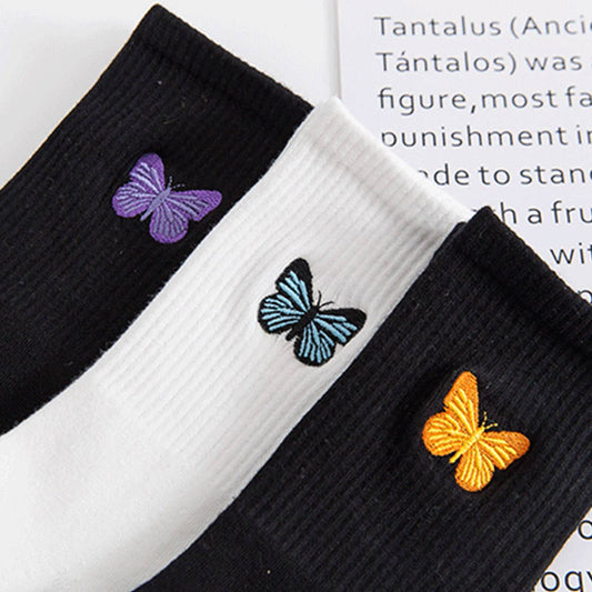 Butterfly Embroidery Crew Socks For Womens_CWMS085