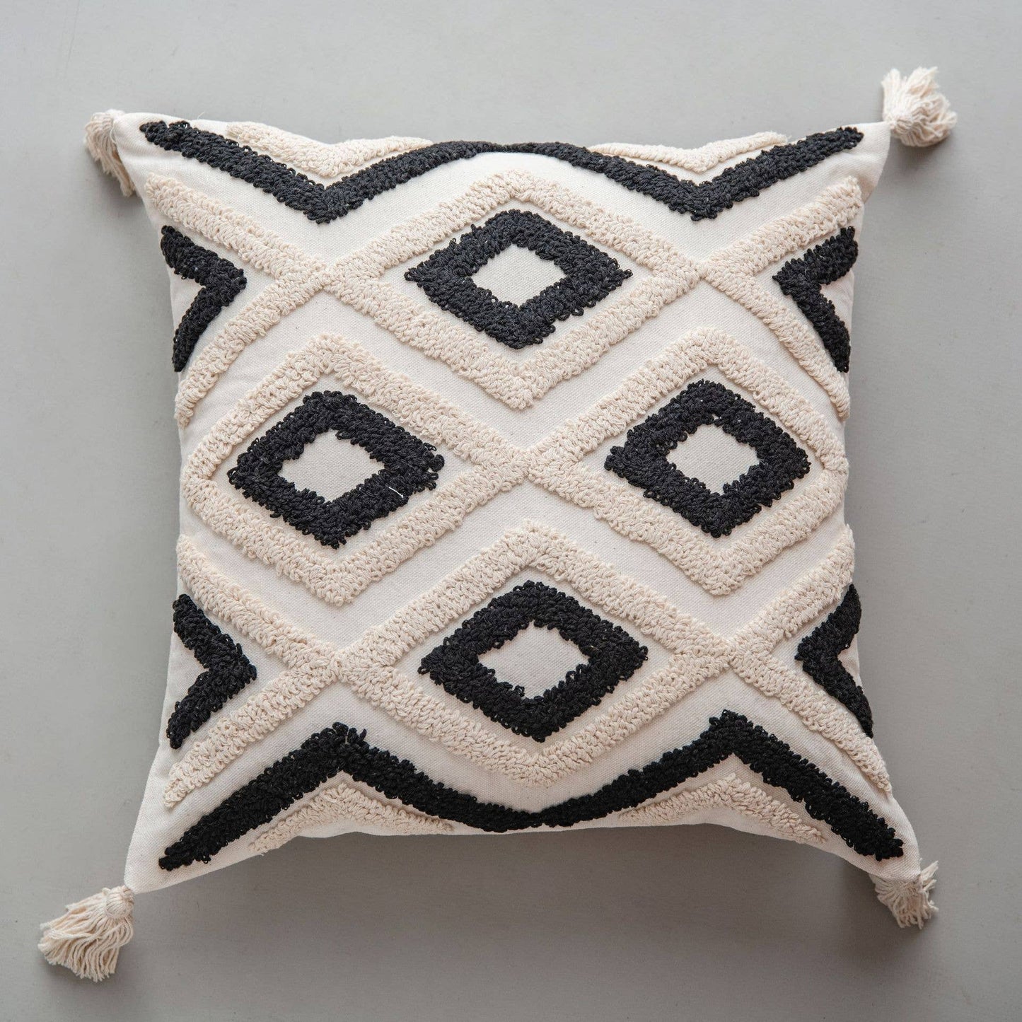 MULTI FLEECE PATTERNED COZY PILLOW COVER