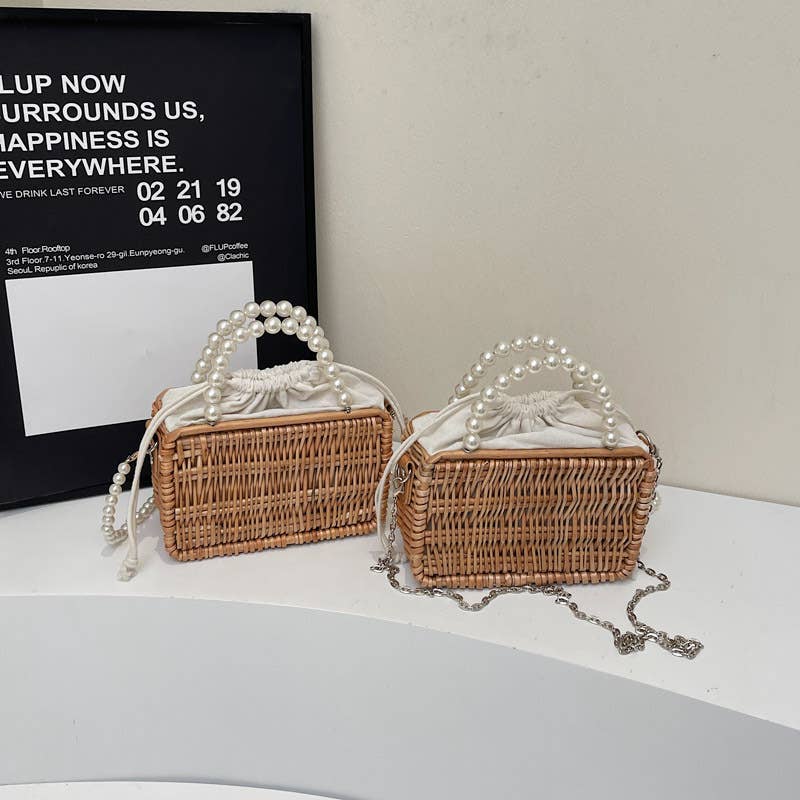 Fashionable perforated beach basket bag
