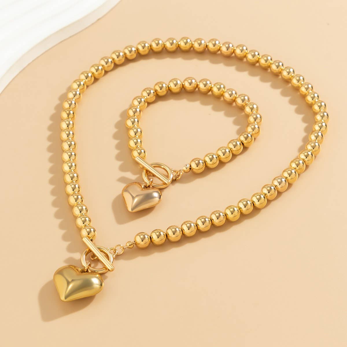 IMITATION PEARL HEART SHAPED PENDANT NECKLACE