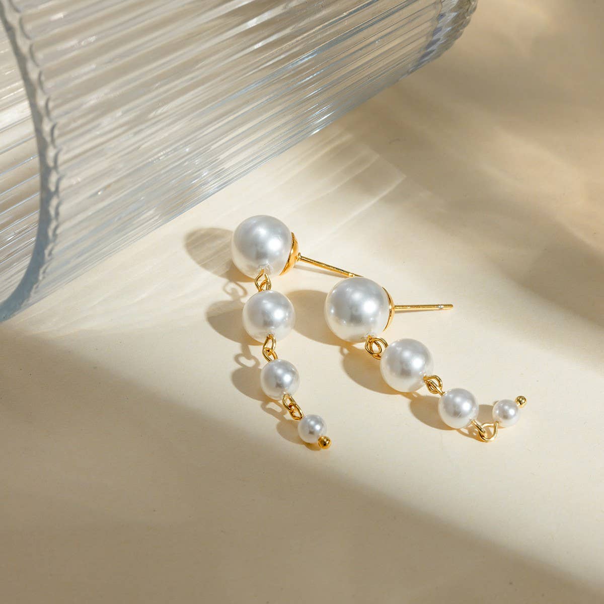 ELEGANT SHELL PEARL TASSEL EARRINGS