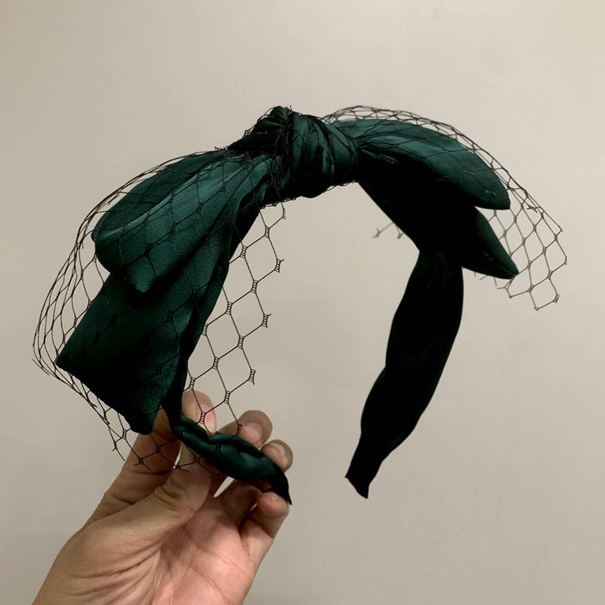 RETRO FISHNET DOUBLE LAYER BIG BOW HEADBAND_CWAHA2563