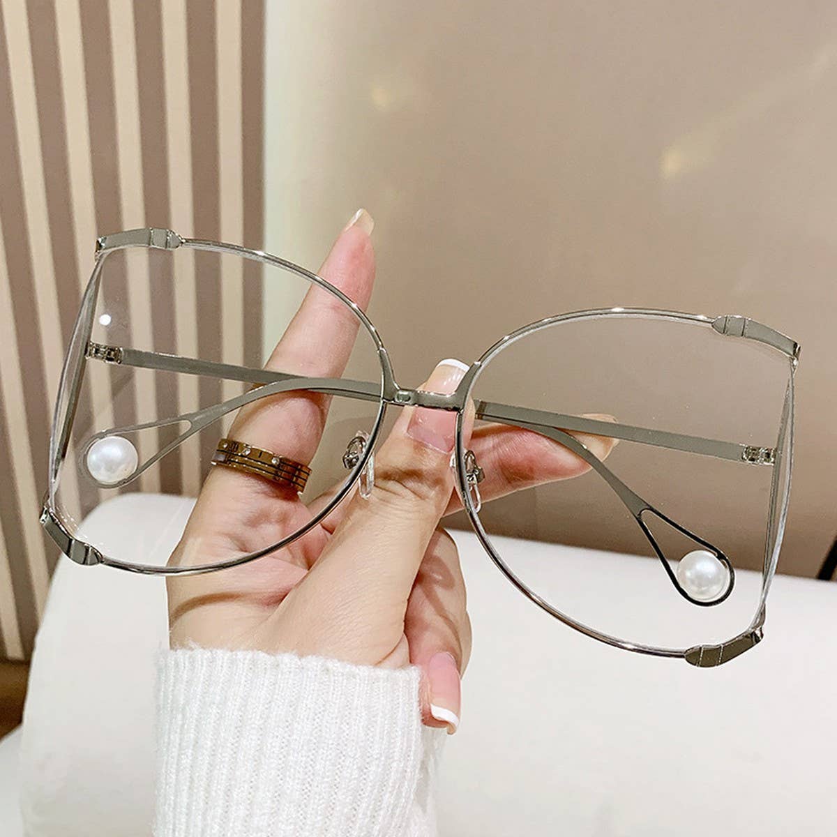 LARGE-FRAME SUNGLASSES WITH PEARLS ANTI-UV_CWASG0343