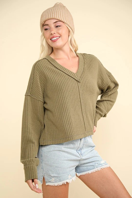 V-NECK CASUAL PIT STRIP LOOSE FASHION KNITWEAR