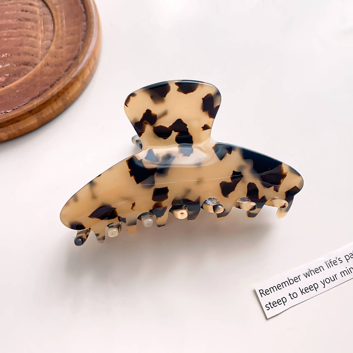 Acetic acid plate grip leopard print hair grip