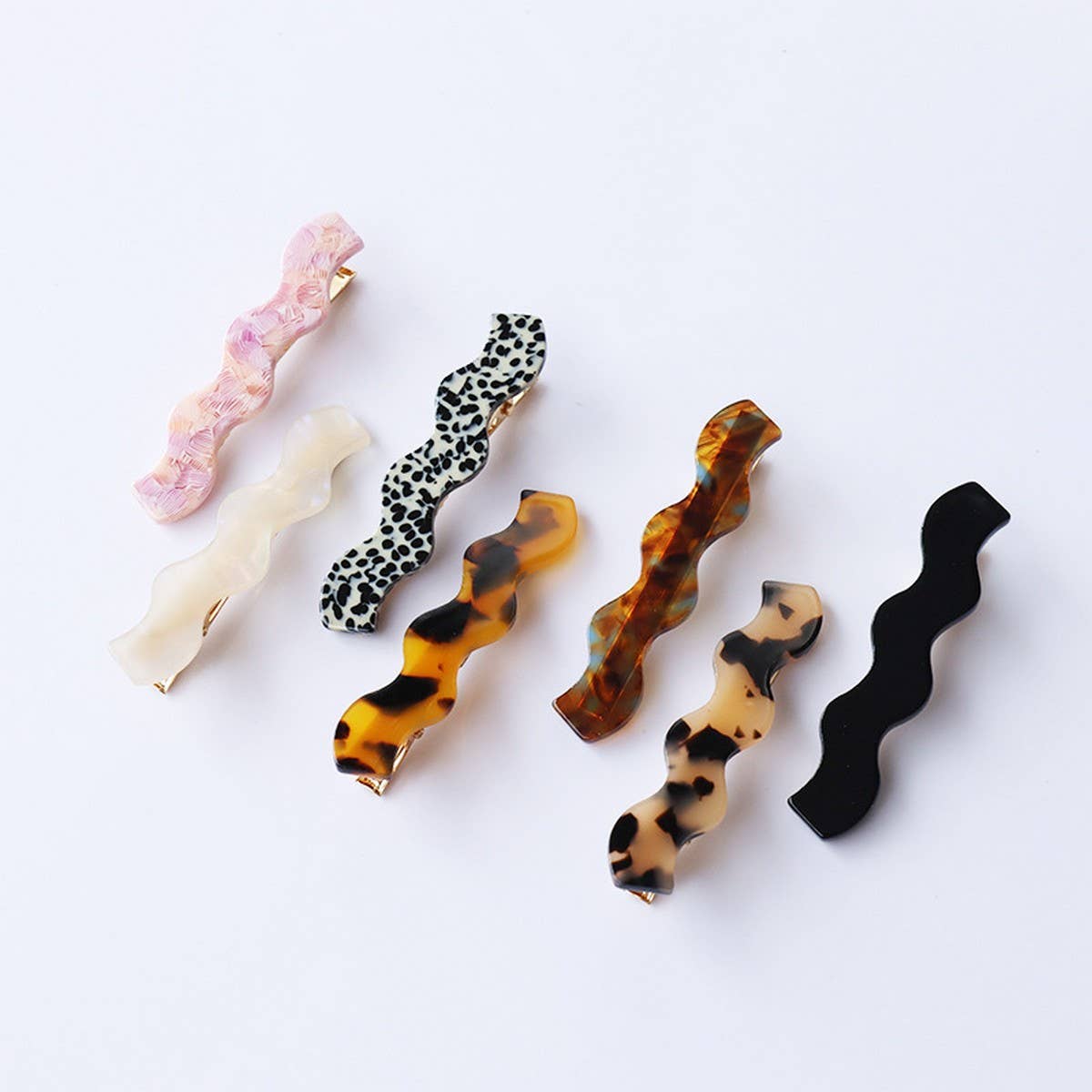 Wavy Acetate Hair Clip - Simple Chic Side Bang Pin