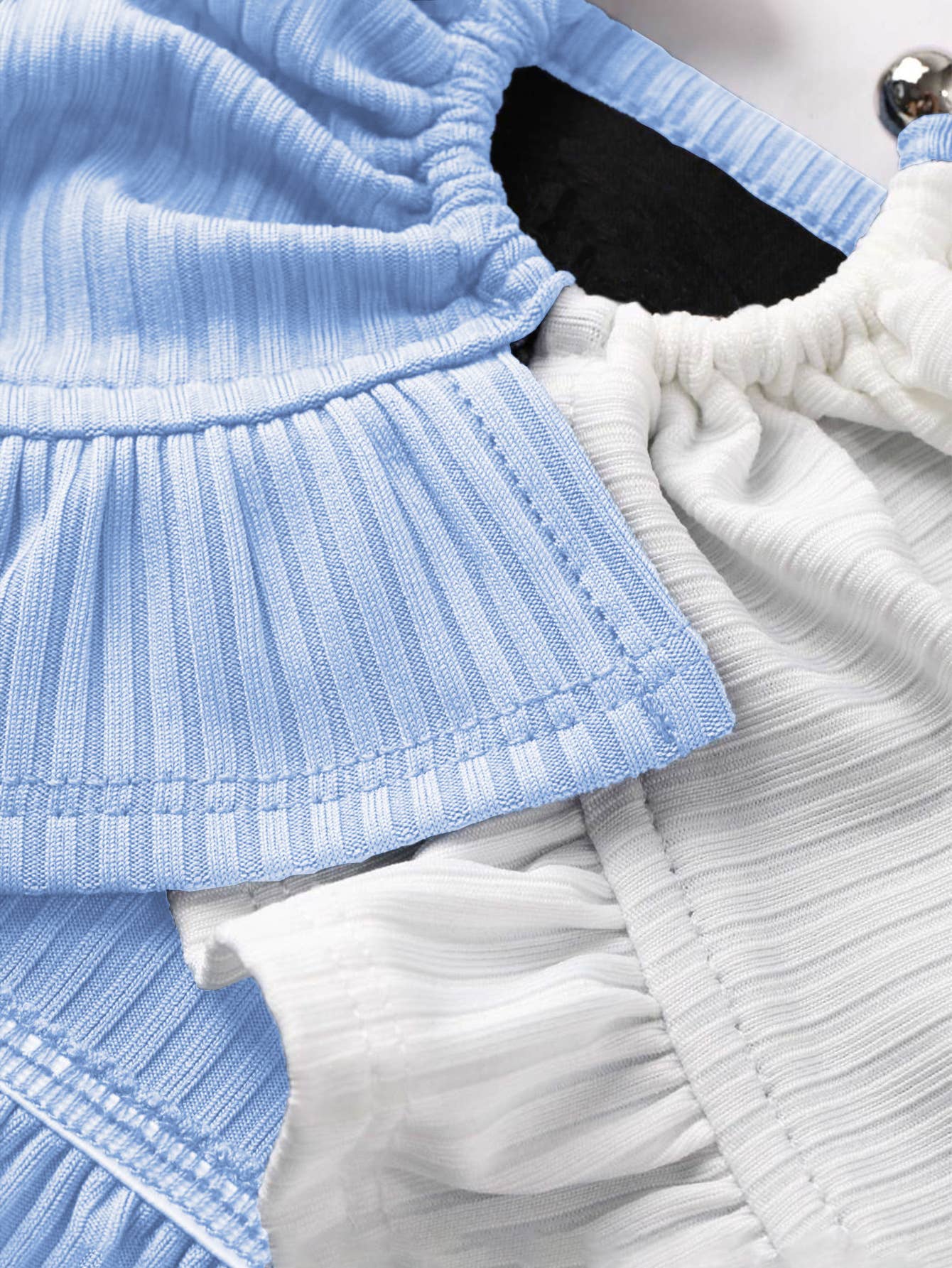 Sleeveless Crop Top - Solid Color Bodycon Tank