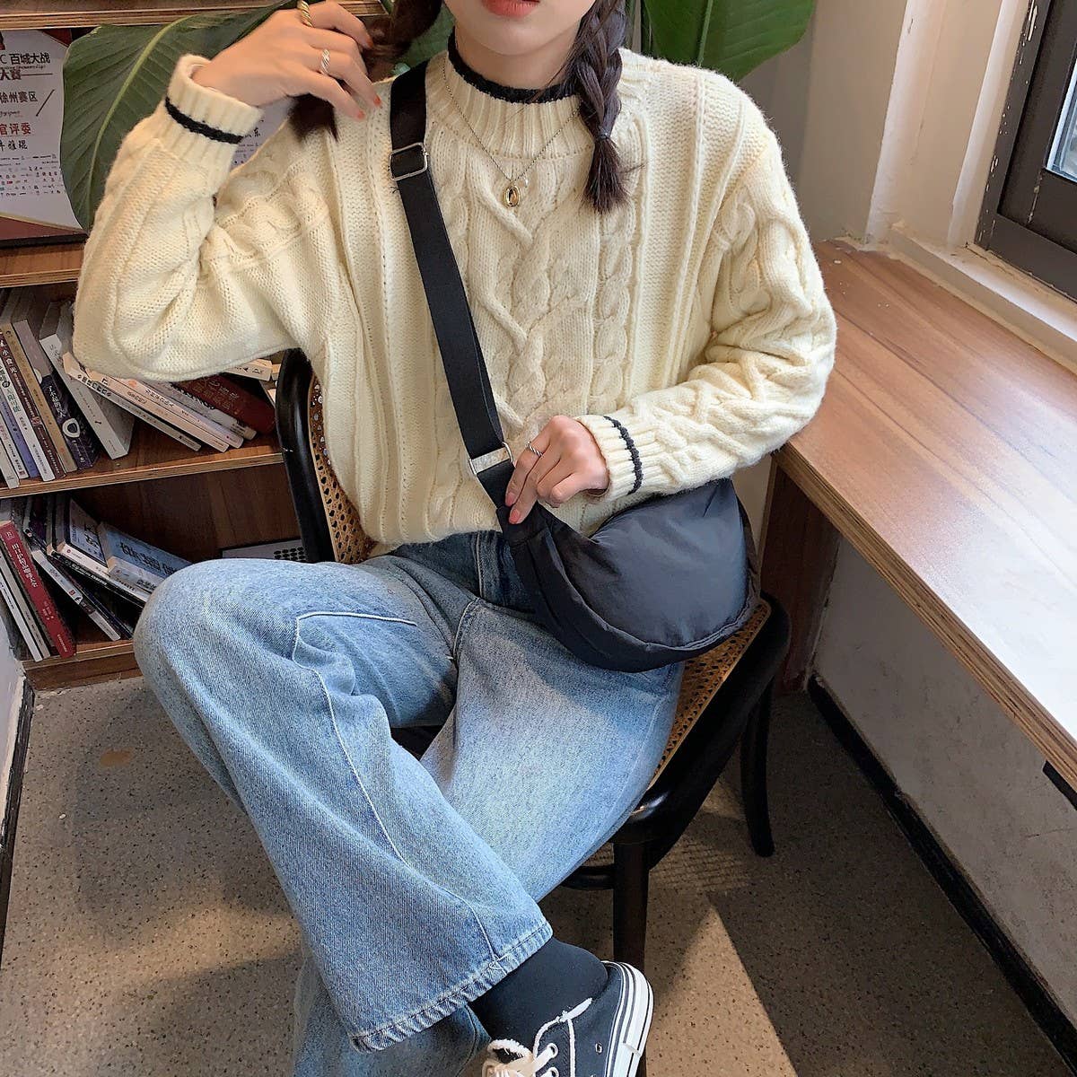 CWAB5811_RETRO STYLISH CROISSANT SHOULDER BAG