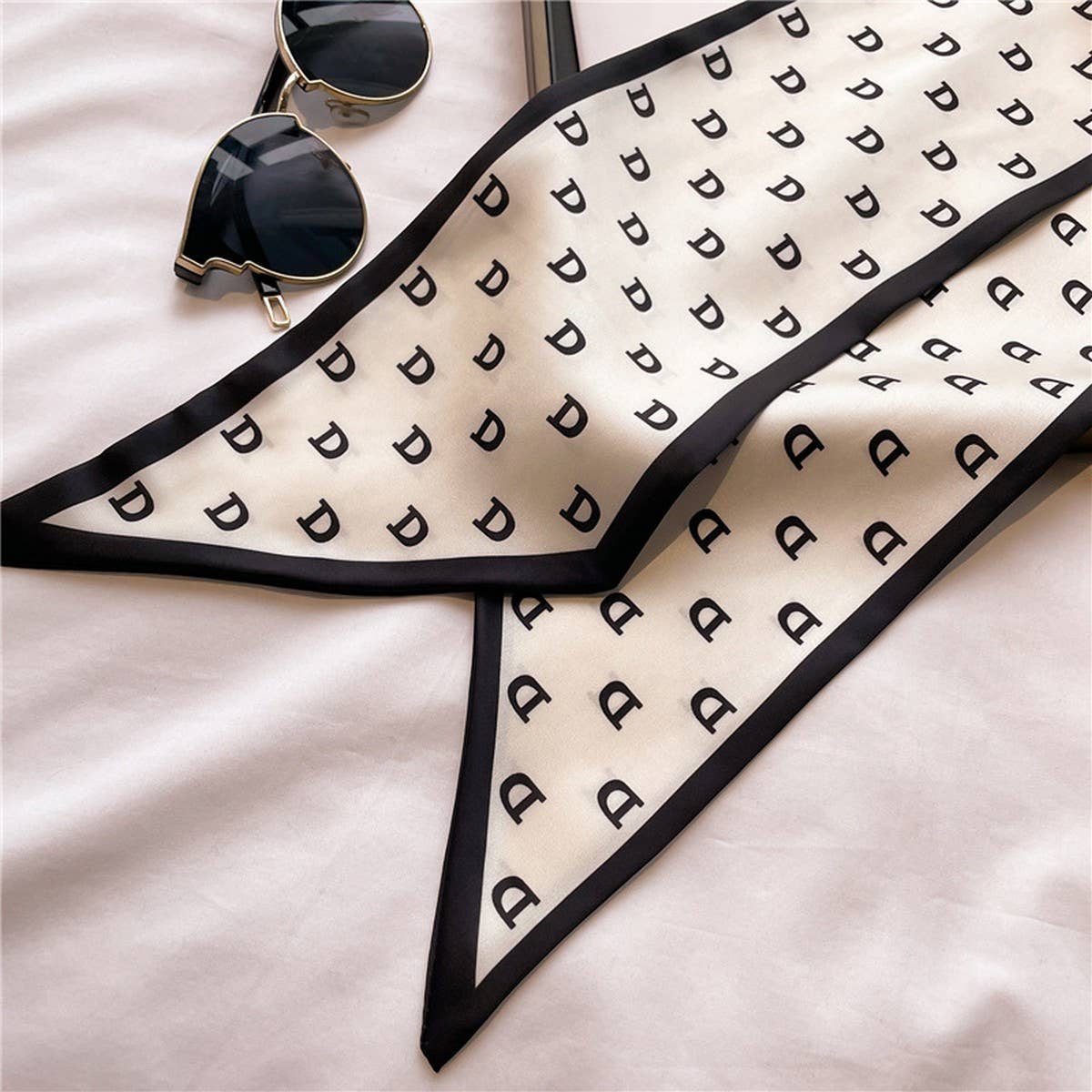 FASHIONABLE AND VERSATILE DOUBLE-LAYER HEAD SCARF_CWASC1513